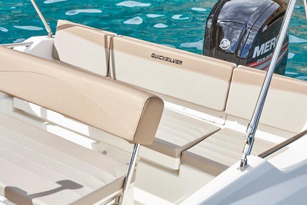 colchonetas bañera en barco Quicksilver 505 open en venta