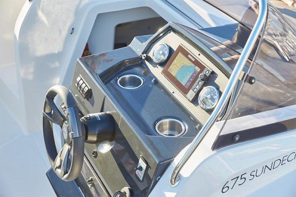 mandos de barco pesca Quicksilver 675 sundeck