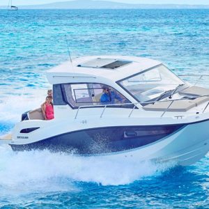Embarcación Quicksilver 805 Weekend con motor Mercury